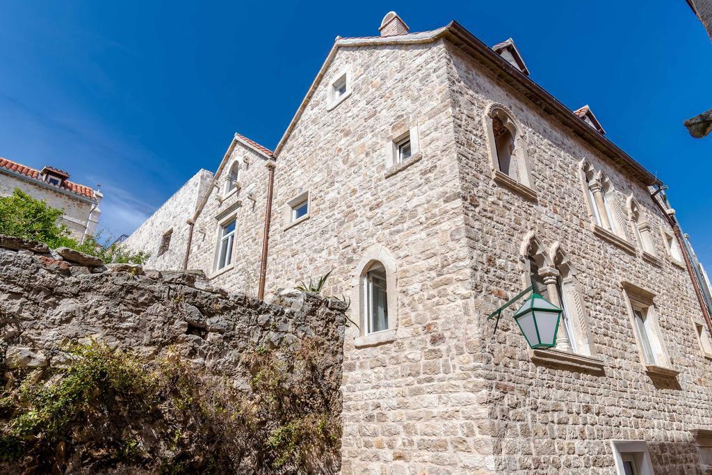 Heritage Zanini Hvar Town